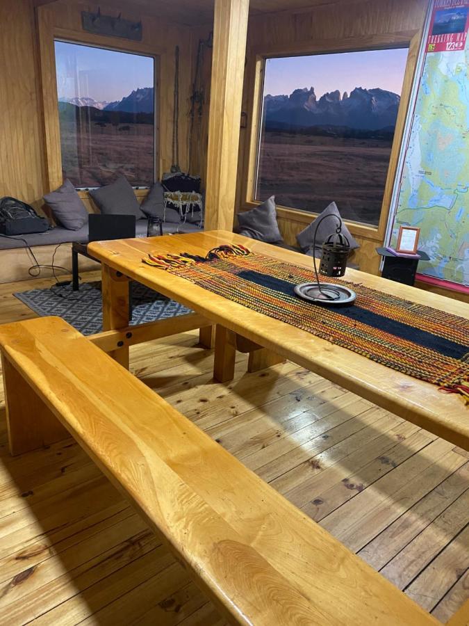 Bed and Breakfast Vista Al Paine - Refugio De Aventura Торрес-дель-Пайне Экстерьер фото